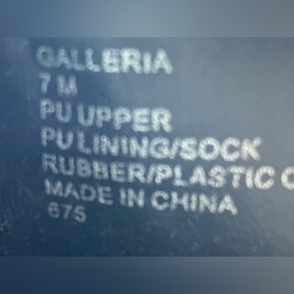 Steve Madden BLK Faux Leather Chunky Heel Sandals, 7 Spring Sale - Picture 7 of 8